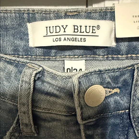 Judy Blue High-Waist Skinny Star Embroidered Jeans (Style JB88145) {0/24} NWT - Picture 2 of 12